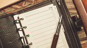 pen-and-empty-to-do-list_1920x1080