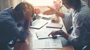 complain-to-employees-about-work_1920x1080