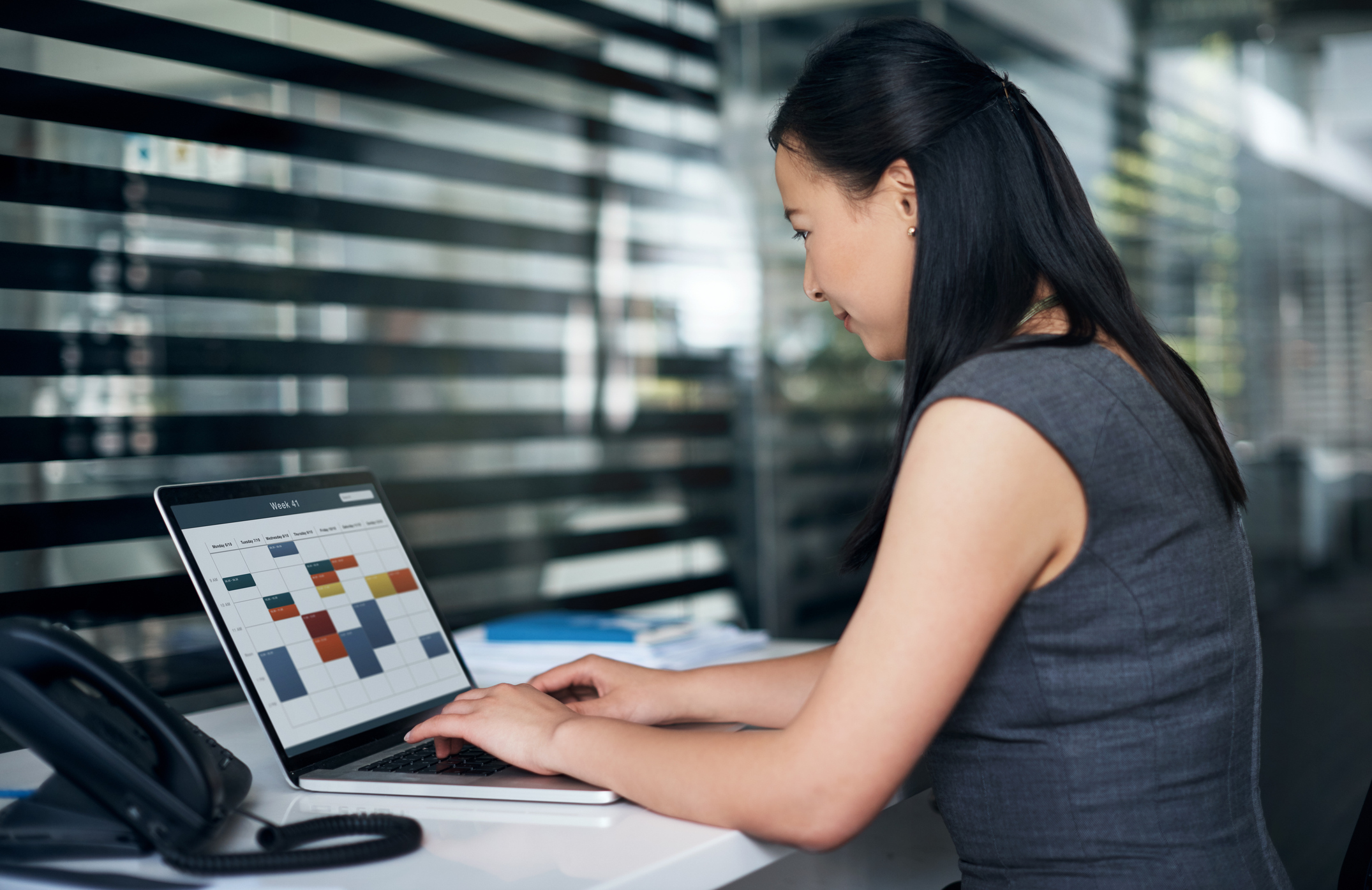 Tagesplanung Kalender GTD Produktivität iStock-981748796